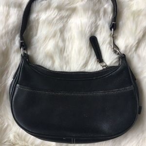 Coach Classic Hampton Demi Leather Baguette Purse